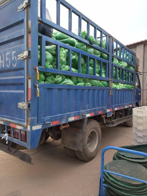 北京批發(fā)三針遮陽網(wǎng)/工地蓋土網(wǎng) 綠色防塵網(wǎng)廠家批發(fā)圖片_高清圖_細(xì)節(jié)圖-安平縣旭泰絲網(wǎng)制品貿(mào)易 -